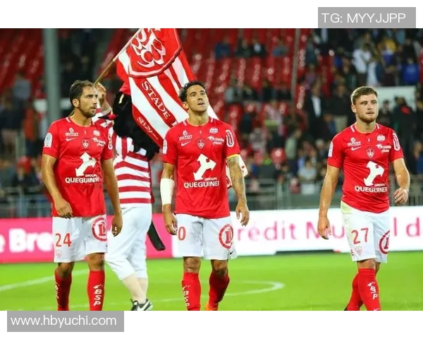 贝尔格莱德红星与红牛的激烈对决揭示足球战术新风潮 贝尔格莱德红星与红牛的激烈对决揭示足球战术新风潮